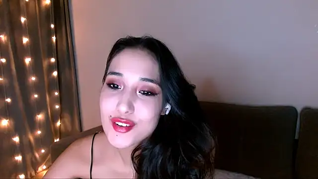 Snapshot of Li_noen chatting on January 8, 2:25 am Li noen online show from January 8, 2:25 am