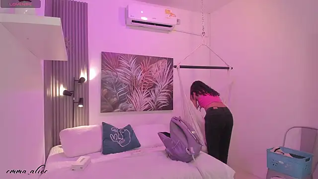 emma alice  online show from September 11, 12:05 pm