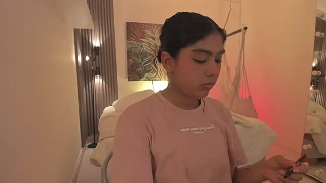 emma alice  online show from November 21, 12:48 pm