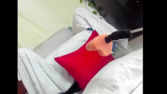 Dear anne online show from February 4, 1:33 am