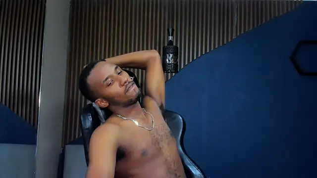 Snapshot of JamesParck chatting on January 22, 6:41 pm JamesParck online show from January 22, 6:41 pm