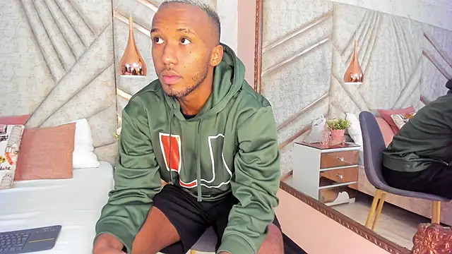 Snapshot of JamesParck chatting on February 25, 12:24 pm JamesParck online show from February 25, 12:24 pm