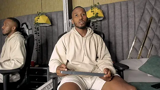 JamesParck online show from March 30, 12:33 am