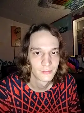 Snapshot of ShawnTJ chatting on April 4, 3:27 am ShawnTJ online show from April 4, 3:27 am