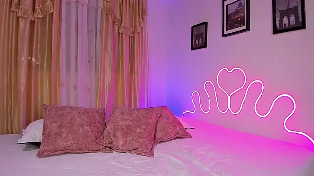 Snapshot of sara_ander9107 chatting on November 20, 10:48 am sara ander9107 online show from November 20, 10:48 am