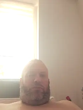 Snapshot of ShyBoy1982 chatting on September 23, 11:46 am ShyBoy1982 online show from September 23, 11:46 am