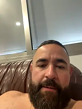 alares online show from October 4, 3:32 pm