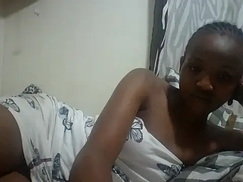 Snapshot of pretty_cool chatting on February 10, 7:28 pm pretty cool online show from February 10, 7:28 pm