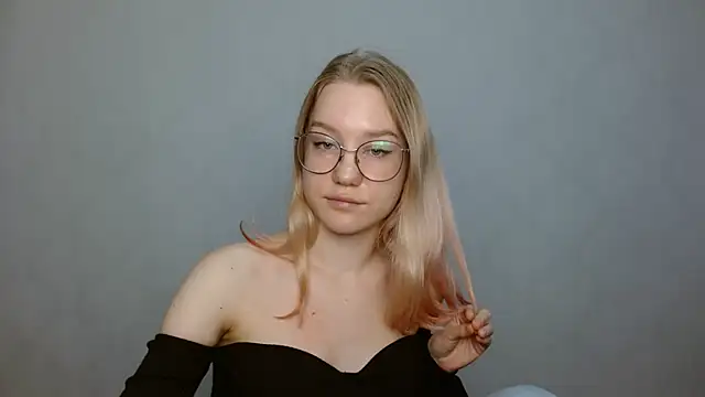 Snapshot of cindi_hot chatting on January 14, 11:31 am cindi hot online show from January 14, 11:31 am