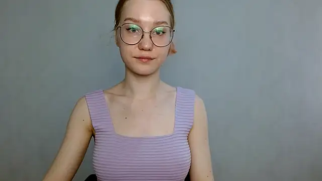 Snapshot of cindi_hot chatting on March 7, 11:40 am cindi hot online show from March 7, 11:40 am