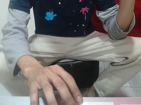 Snapshot of hedocock21 chatting on September 9, 6:29 pm hedocock21 online show from September 9, 6:29 pm