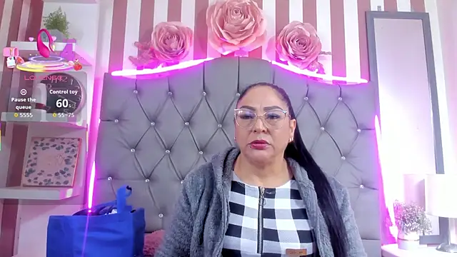 Gina Myers online show from October 30, 12:17 pm