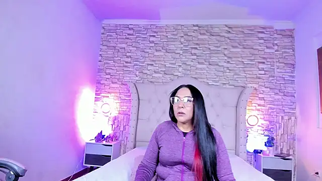 Gina Myers online show from February 12, 12:00 pm