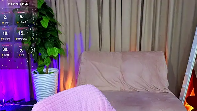 Snapshot of SusieMorris chatting on February 10, 1:22 pm SusieMorris online show from February 10, 1:22 pm