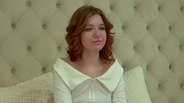 LessySmith online show from March 7, 11:38 pm