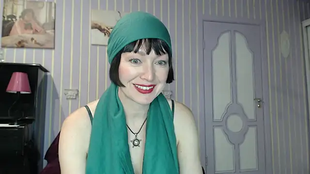 Snapshot of Marquise555 chatting on December 11, 7:36 pm Marquise555 online show from December 11, 7:36 pm