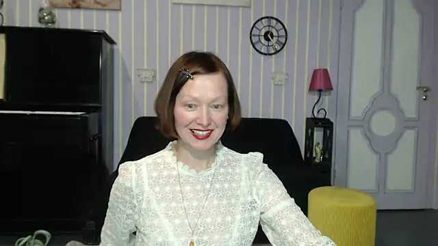 Snapshot of Marquise555 chatting on February 14, 8:37 pm Marquise555 online show from February 14, 8:37 pm