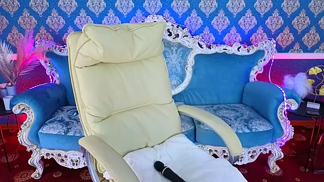 Snapshot of Lexi_Si chatting on May 26, 6:20 am Lexi Si online show from May 26, 6:20 am