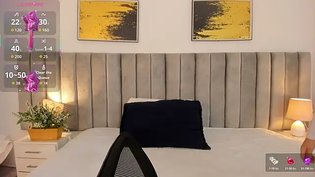 kareena basu online show from February 13, 3:35 am