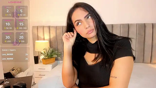 kareena basu online show from March 4, 3:12 am