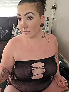 -BonnieBlack- online show from February 3, 10:58 am