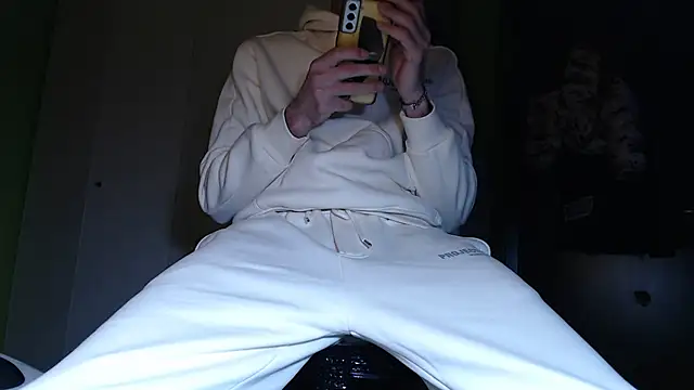 Snapshot of MASTERMONEY chatting on January 21, 11:13 pm MASTERMONEY online show from January 21, 11:13 pm