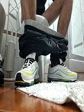 Snapshot of MASTERMONEY chatting on November 8, 2:39 pm MASTERMONEY online show from November 8, 2:39 pm