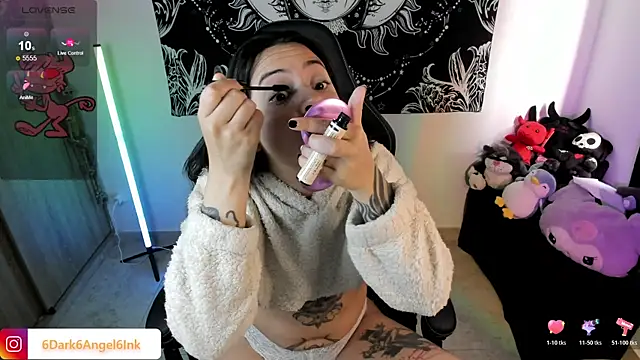 Snapshot of soy_lui_ chatting on June 19, 1:37 pm soy lui online show from June 19, 1:37 pm