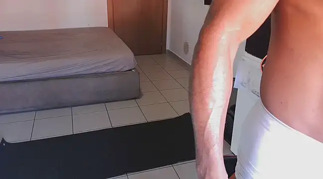 Snapshot of eduhot94 chatting on March 19, 3:40 pm eduhot94 online show from March 19, 3:40 pm