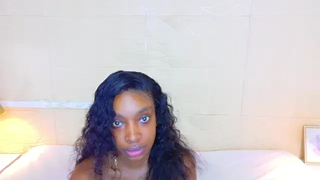 Snapshot of Shamiraa_moore chatting on June 24, 8:30 pm Shamiraa moore online show from June 24, 8:30 pm