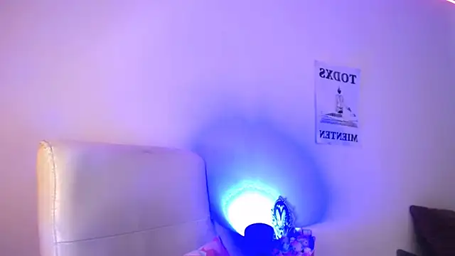 elektraa sky11 online show from April 5, 7:44 pm