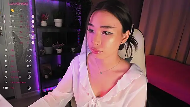 Snapshot of sensualily chatting on September 13, 3:56 pm sensualily online show from September 13, 3:56 pm