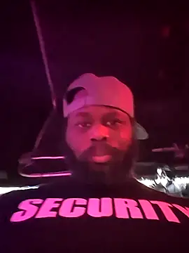 Snapshot of goodboybaddaddy chatting on April 11, 2:49 am goodboybaddaddy online show from April 11, 2:49 am