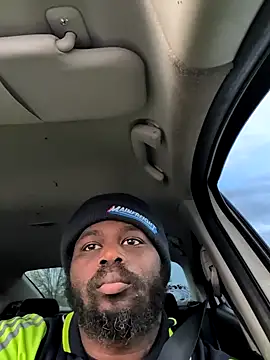 Snapshot of goodboybaddaddy chatting on April 13, 2:11 pm goodboybaddaddy online show from April 13, 2:11 pm