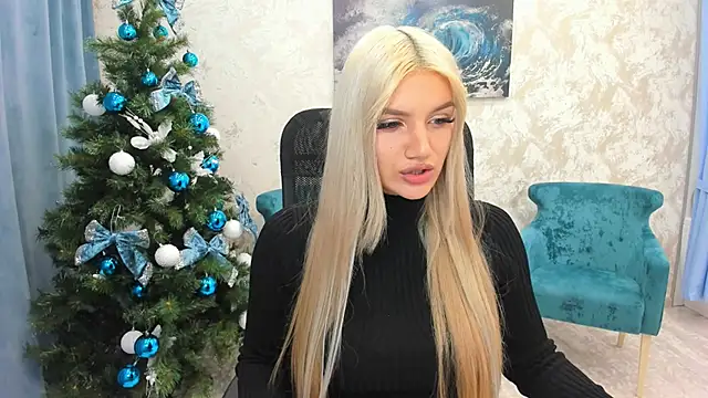 SelenaeMoore online show from December 27, 7:24 pm