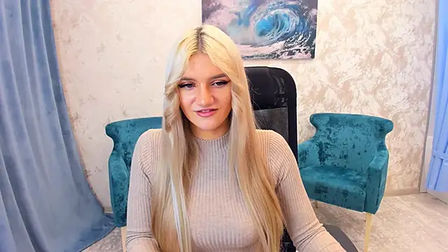 SelenaeMoore online show from January 10, 2:34 pm