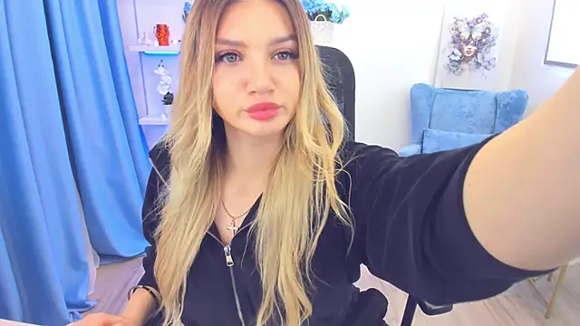 SelenaeMoore online show from October 21, 3:29 am
