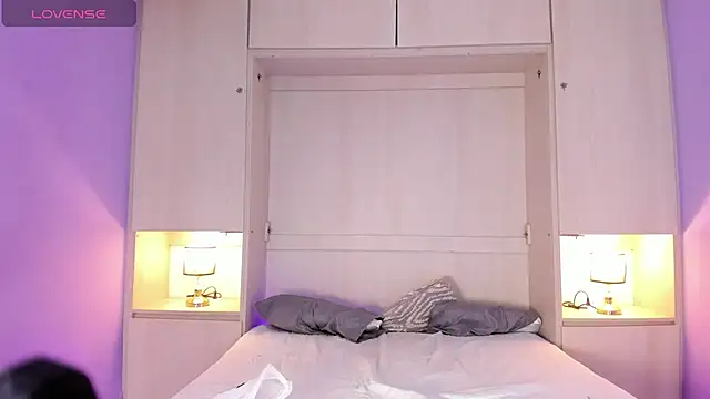 Snapshot of KendallRosse1 chatting on February 25, 3:05 pm KendallRosse1 online show from February 25, 3:05 pm