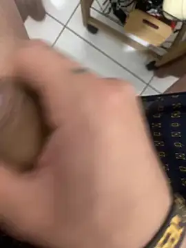 Snapshot of RDbruto chatting on February 26, 7:38 pm RDbruto online show from February 26, 7:38 pm