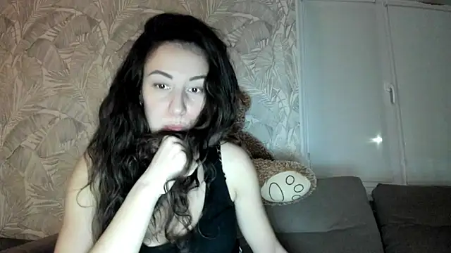 Snapshot of Karina_sunny chatting on February 28, 10:28 pm Karina sunny online show from February 28, 10:28 pm