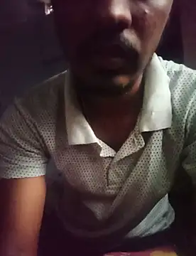 Snapshot of TeluguModda99 chatting on December 30, 10:10 am TeluguModda99 online show from December 30, 10:10 am