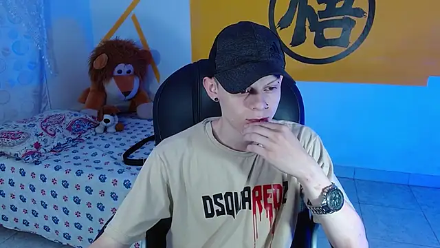 Snapshot of Matthew_Boy_ chatting on January 7, 5:54 am Matthew Boy  online show from January 7, 5:54 am