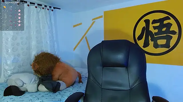 Snapshot of Matthew_Boy_ chatting on February 11, 9:53 am Matthew Boy  online show from February 11, 9:53 am