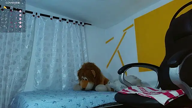 Snapshot of Matthew_Boy_ chatting on February 13, 11:17 am Matthew Boy  online show from February 13, 11:17 am