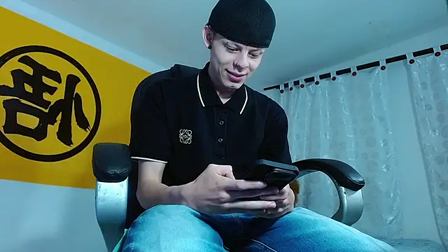 Snapshot of Matthew_Boy_ chatting on February 22, 1:13 pm Matthew Boy  online show from February 22, 1:13 pm