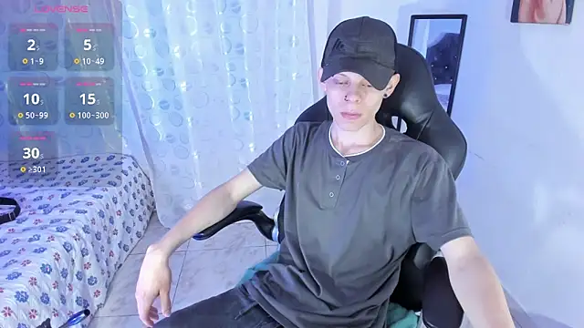 Snapshot of Matthew_Boy_ chatting on March 3, 3:52 am Matthew Boy  online show from March 3, 3:52 am