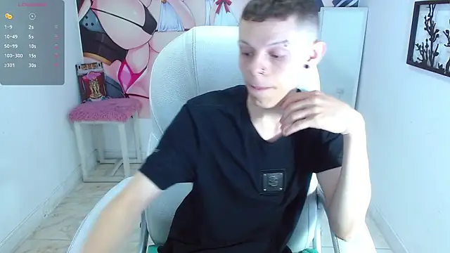 Snapshot of Matthew_Boy_ chatting on March 15, 8:32 pm Matthew Boy  online show from March 15, 8:32 pm