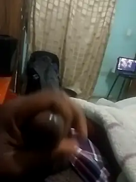 Snapshot of mznsi chatting on June 5, 2:40 am mznsi online show from June 5, 2:40 am