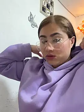 Snapshot of Sweet__Nurse1 chatting on January 17, 7:06 pm Sweet Nurse1 online show from January 17, 7:06 pm