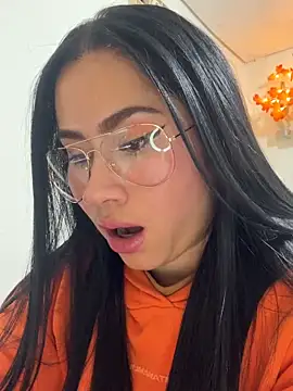 Snapshot of Sweet__Nurse1 chatting on February 28, 5:36 pm Sweet Nurse1 online show from February 28, 5:36 pm